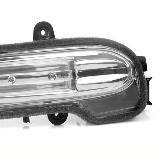 Right Mirror LED Indicator Lamp Suitable for Mercedes C Class W203 2004–2007