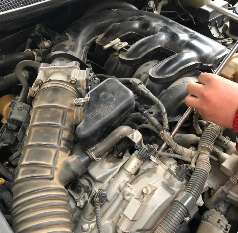 {{ Engine Overhaul Tips: Keep Your Car Running Smoothly for Longer }} – Car Care Tips by {{ caefe7-6 }}.