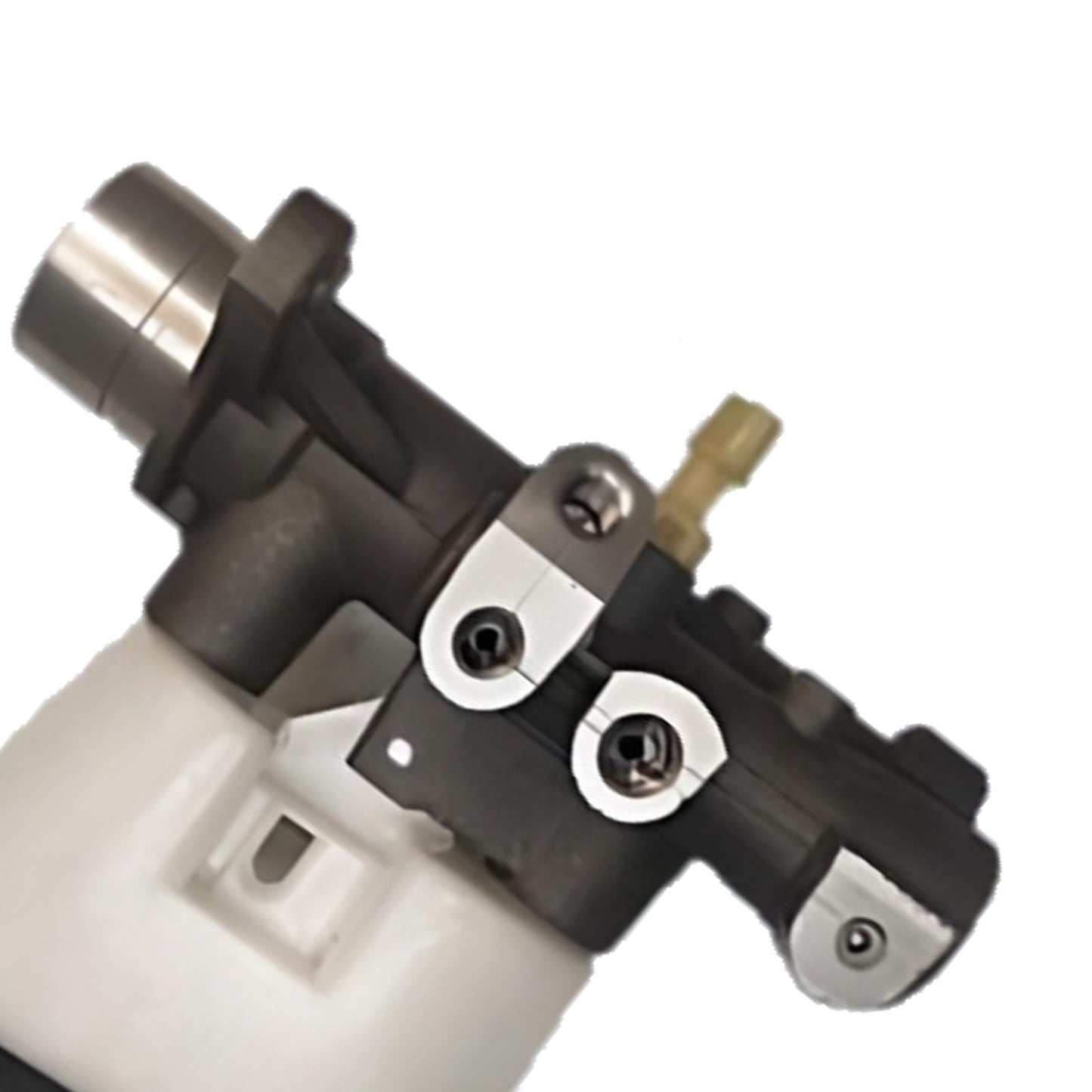 {{ Brake Master Cylinder Suitable For Holden Commodore VT VX VY Statesman WH WK 3.8 }} - Buy Car Parts Online at {{ Kaka Auto Parts }}.
