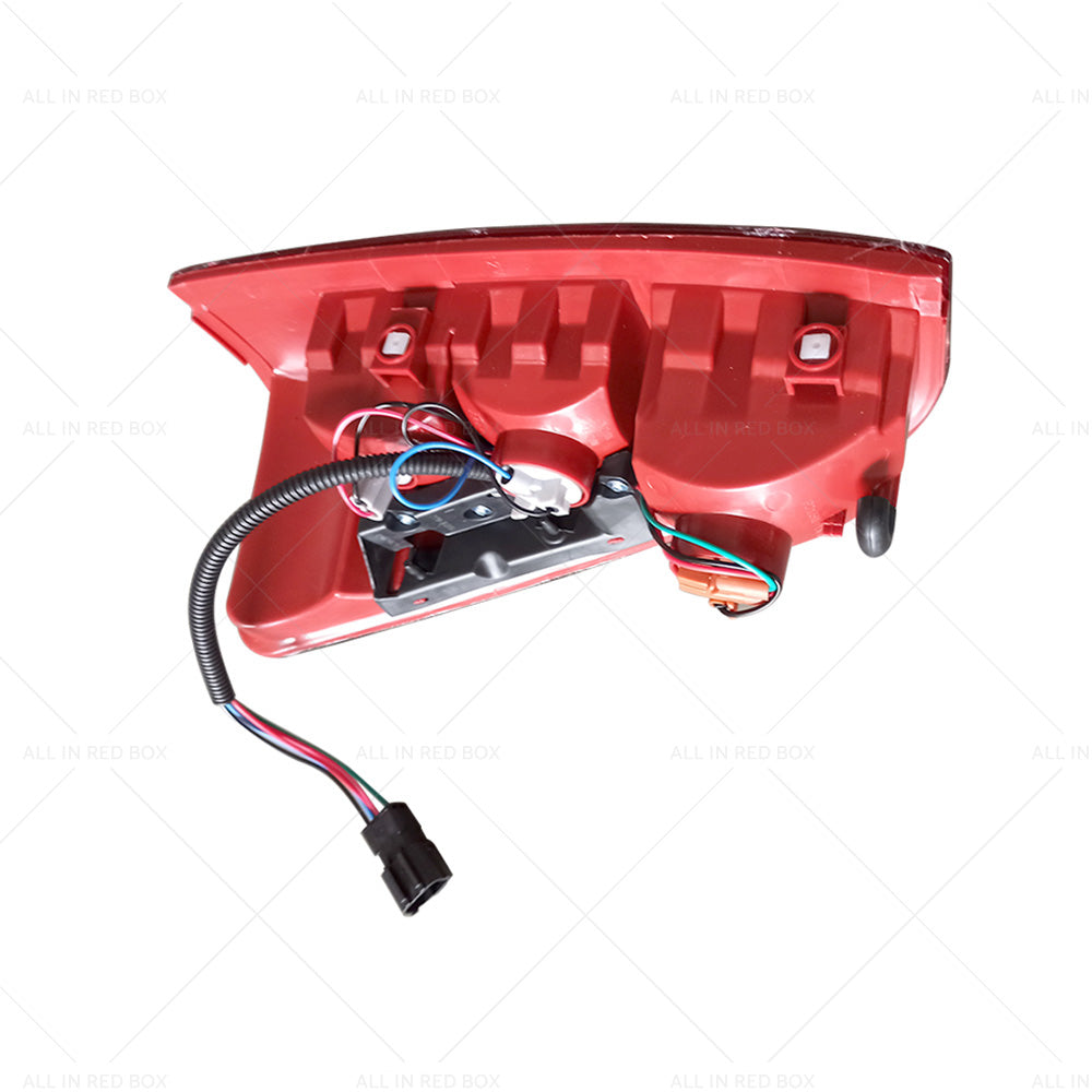 {{ Left Red Tail Light Rear Lamp Light Suitable for Isuzu Dmax 2006-2012 }} - Buy Car Parts Online at {{ Kaka Auto Parts }}.